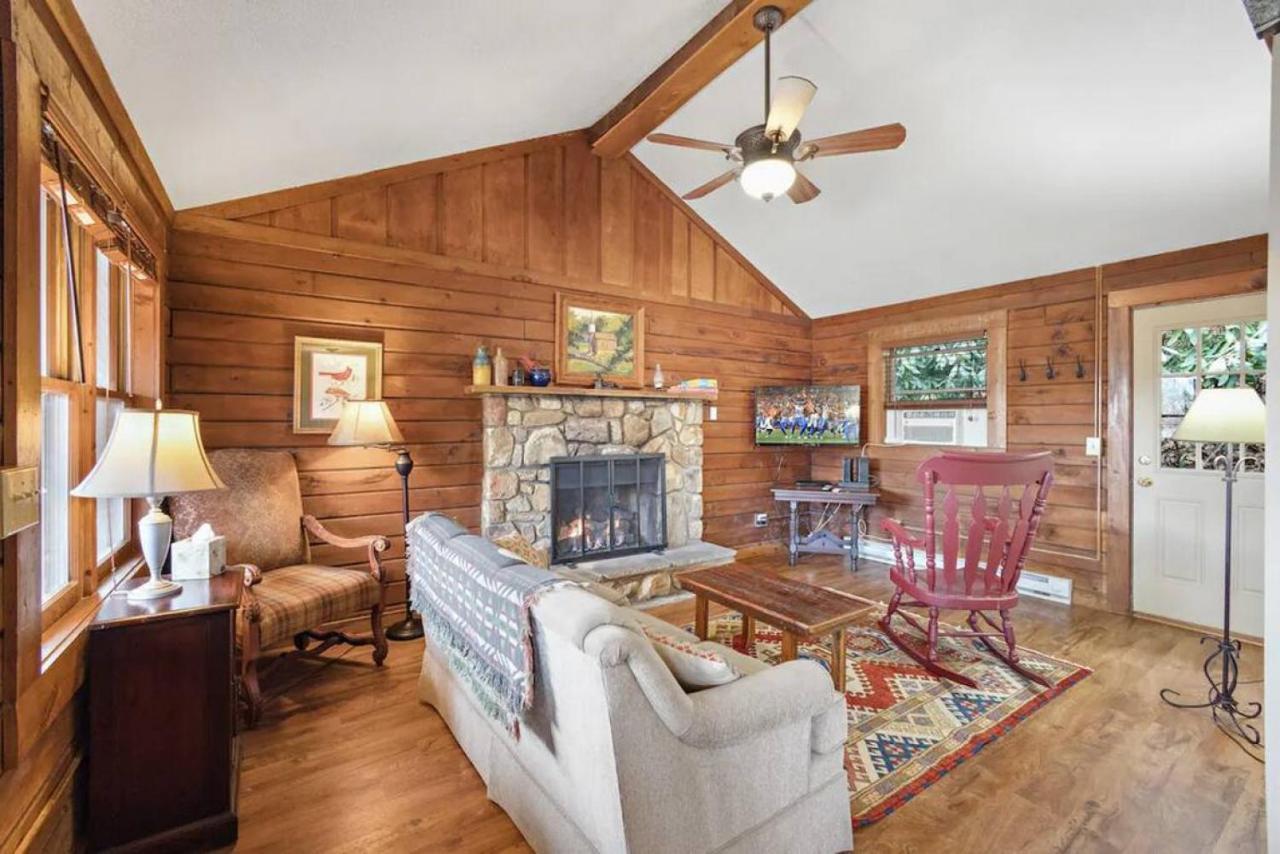 Log Cabin On Peaceful River โบลวิงร็อค ภายนอก รูปภาพ