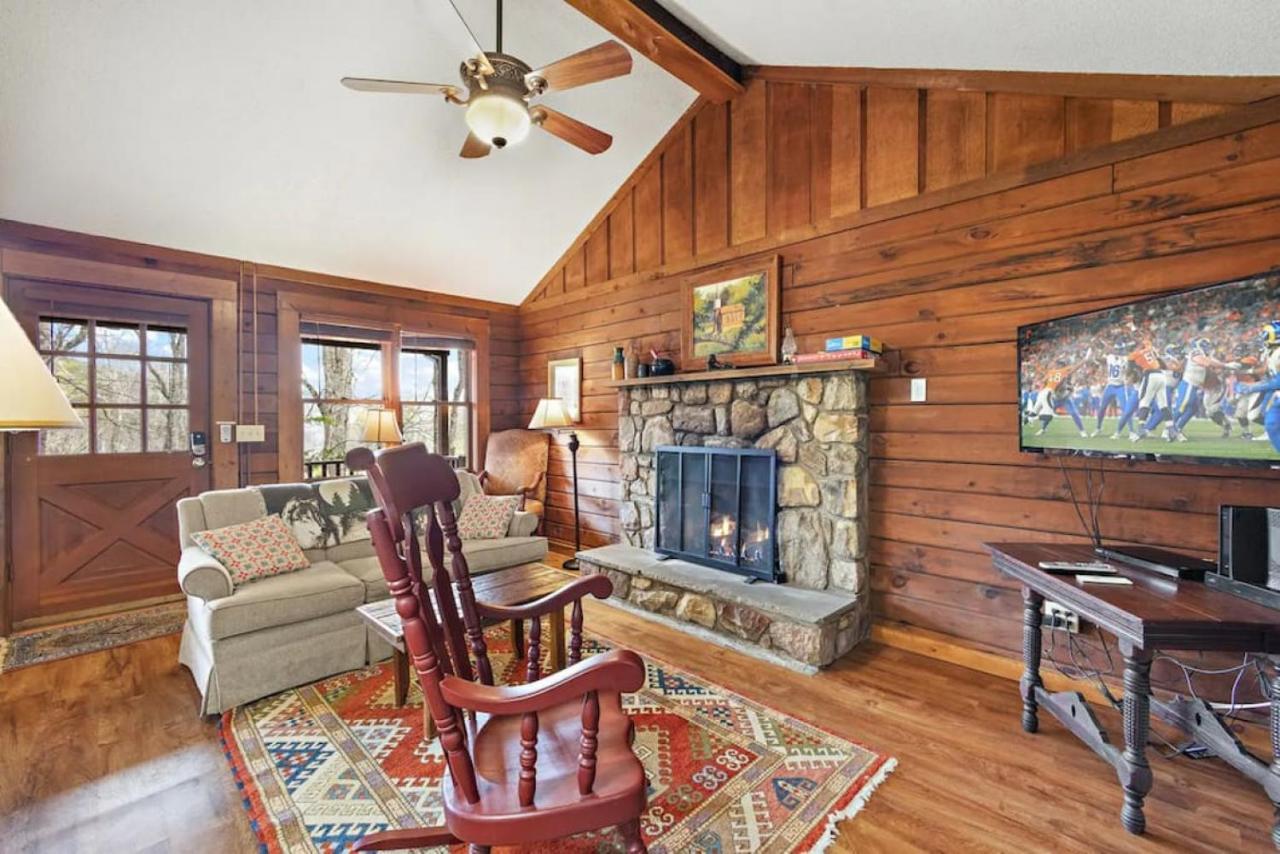 Log Cabin On Peaceful River โบลวิงร็อค ภายนอก รูปภาพ